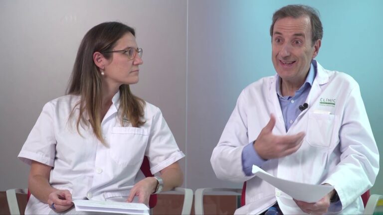 es normal sentir cosquilleo en el pecho