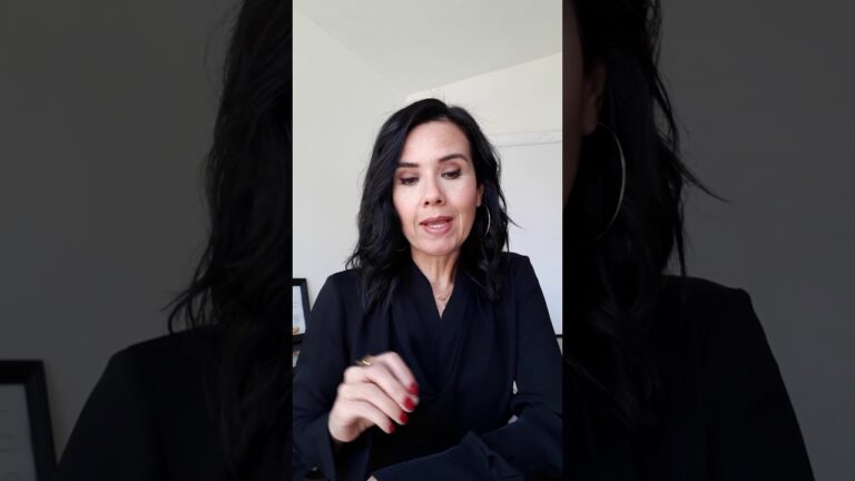 mi pareja me oculta a su familia