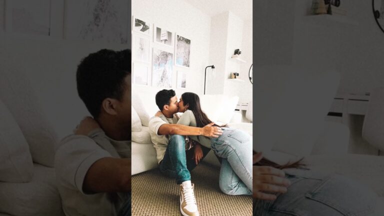 parejas de esposos haciendo el amor